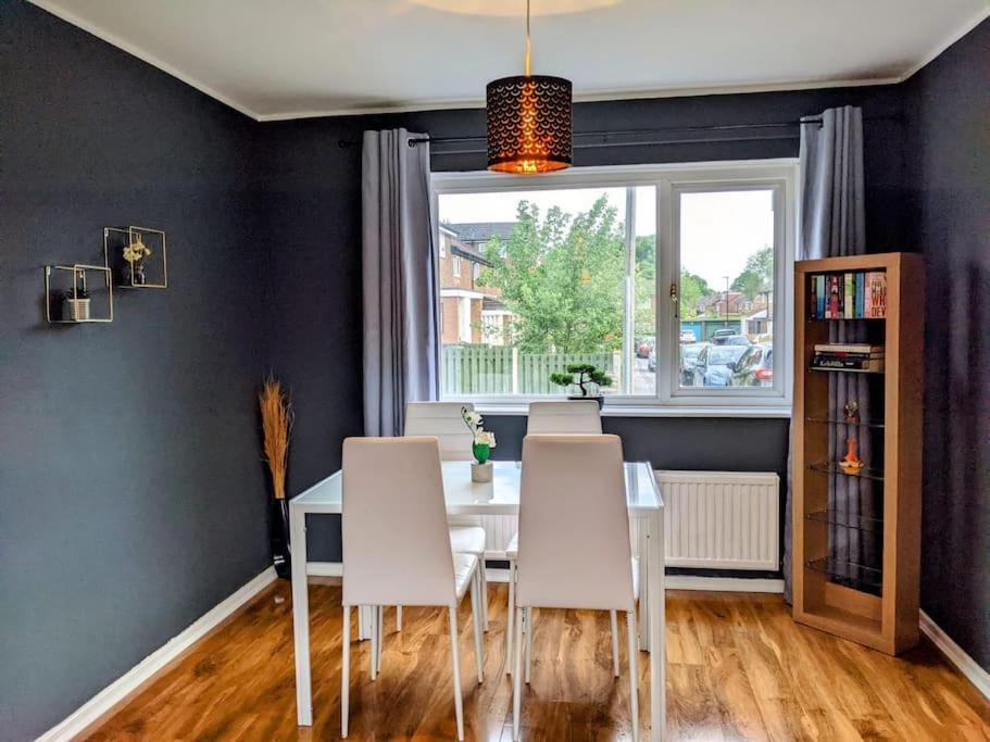 Hidden Gem !Stunning 3 Bedroom Home In Sheffield Handsworth ภายนอก รูปภาพ